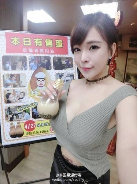泰国女子卖灯泡奶茶走红 妹子们更吸引人！