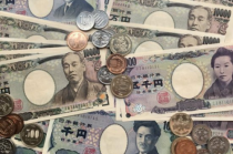 日元持续贬值 日服玩家狂喜：氪金更便宜了