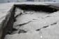 武汉洪山一路面发生塌陷打围 下方现1米多高空洞